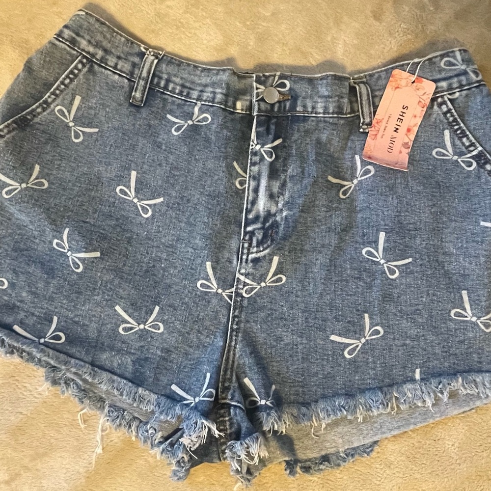 SHEIN Denim Shorts with White Bow Print coquette